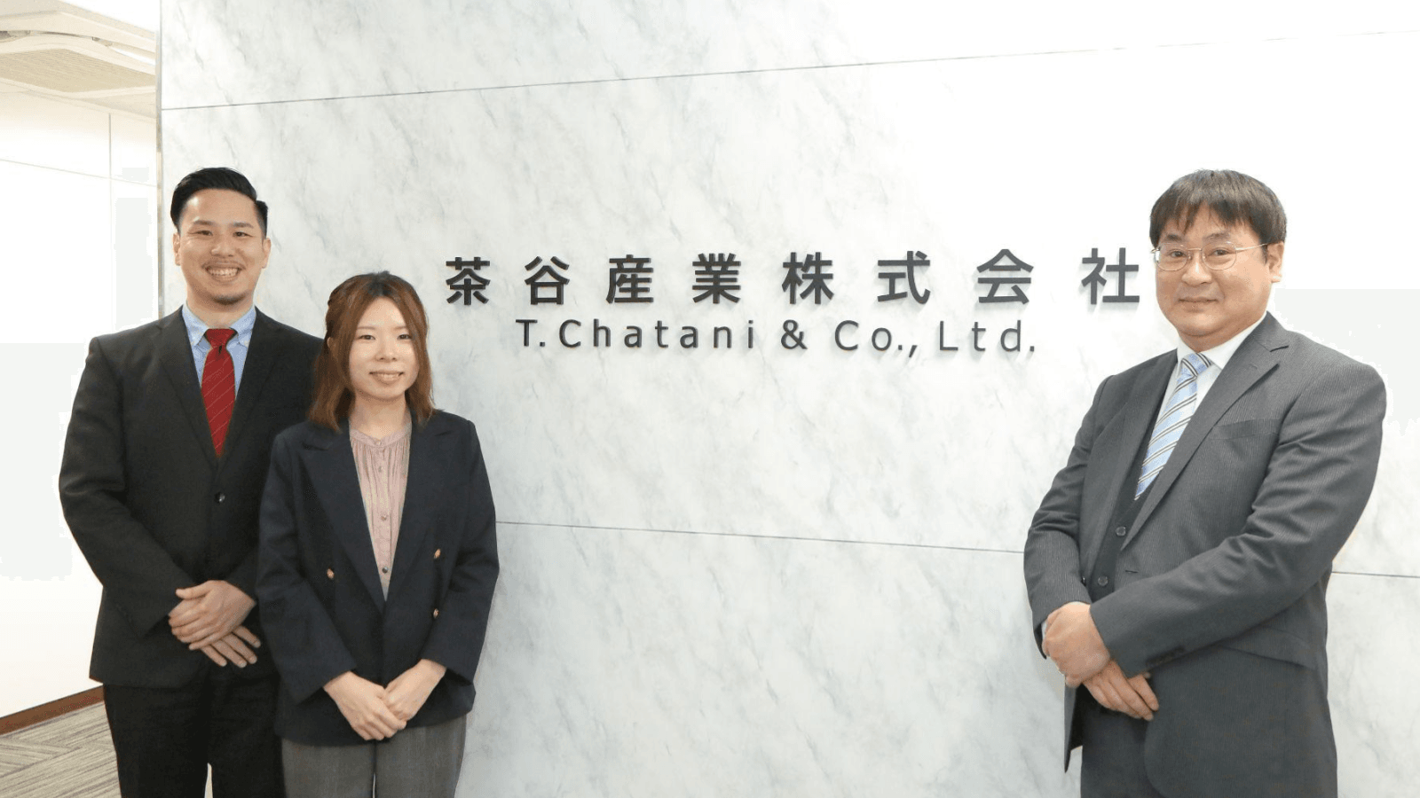 紙中心の属人運用を脱却　LegalOnで契約とナレッジを一元管理