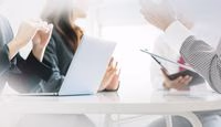 企業法務で取り組むべきハラスメント対策は？企業に及ぼす影響と発生時の対処法