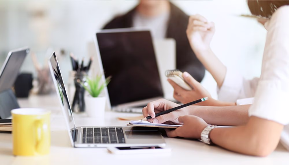 内部統制システム構築の完全ガイド! 4つの目的と6つの要素・注意点を徹底解説