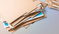 契約書のファイリング方法を紹介！ 効果的な順番や原本の保管方法まで解説