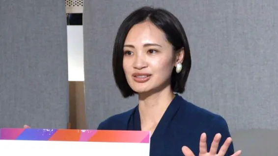 株式会社ビースポーク　綱川さま